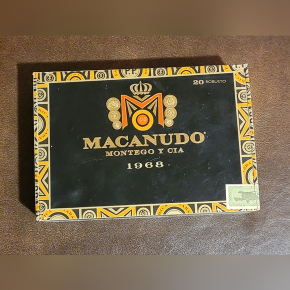 Empty Cigar Box - Picture 3 of 8